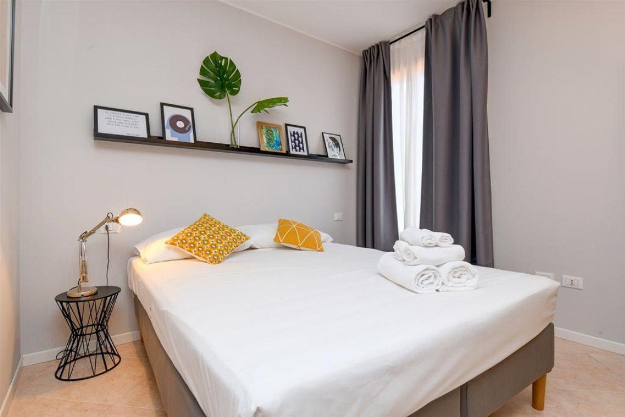 Desenzanoloft Le Chateau De Margot Desenzano del Garda Exteriér fotografie